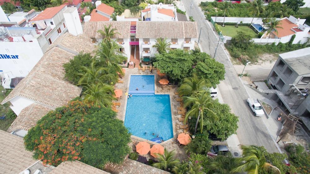 Blanca Huatulco Hotel