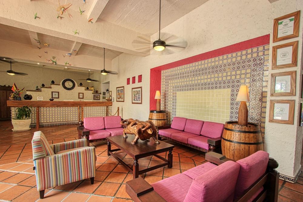 Blanca Huatulco Hotel 4*